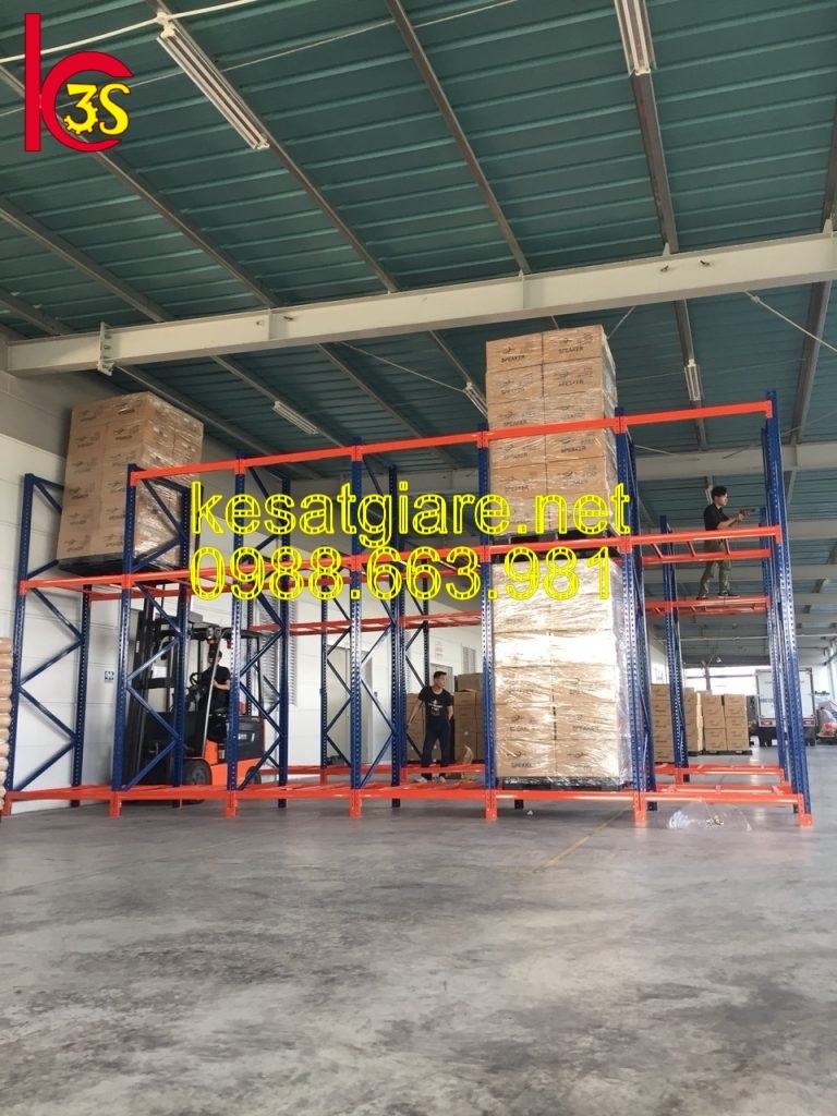 Tư vấn mẫu kệ sắt để pallet phù hợp với ngành nghề kinh doanh