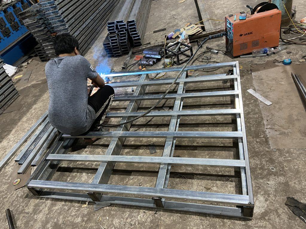 Kệ sắt giá rẻ, kệ kho công nghiệp