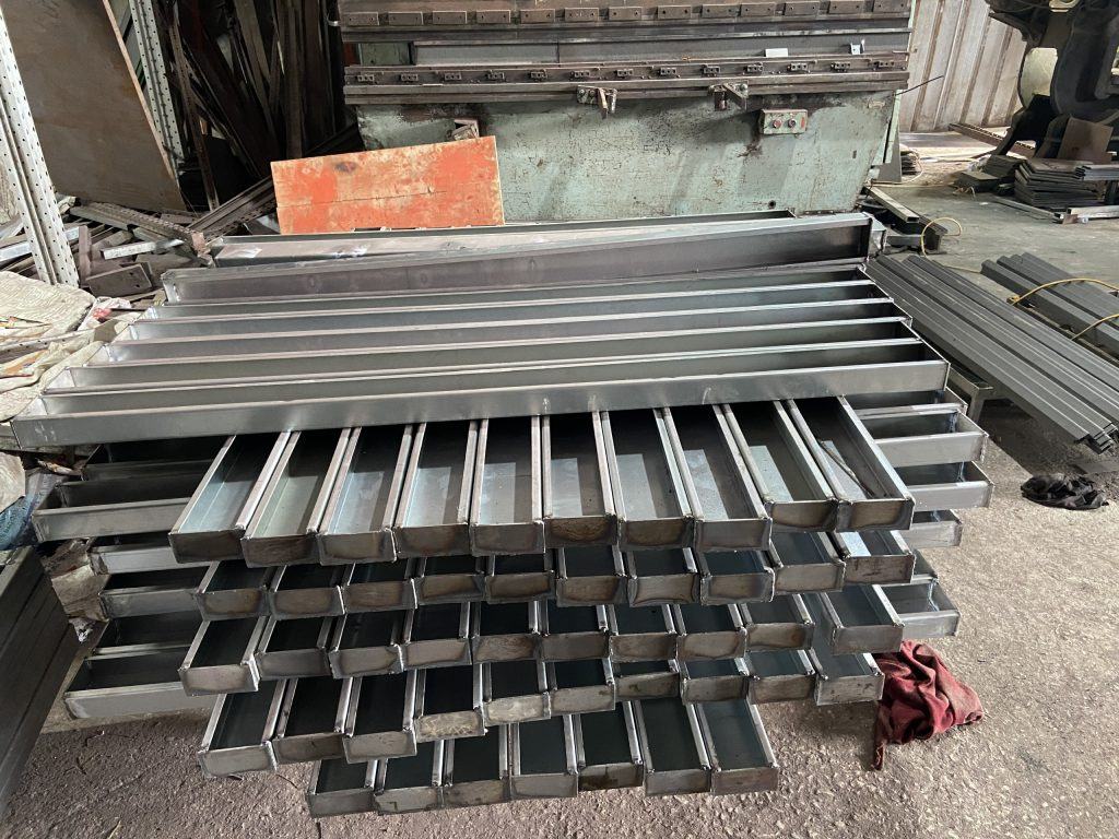 Kệ sắt giá rẻ, kệ kho công nghiệp