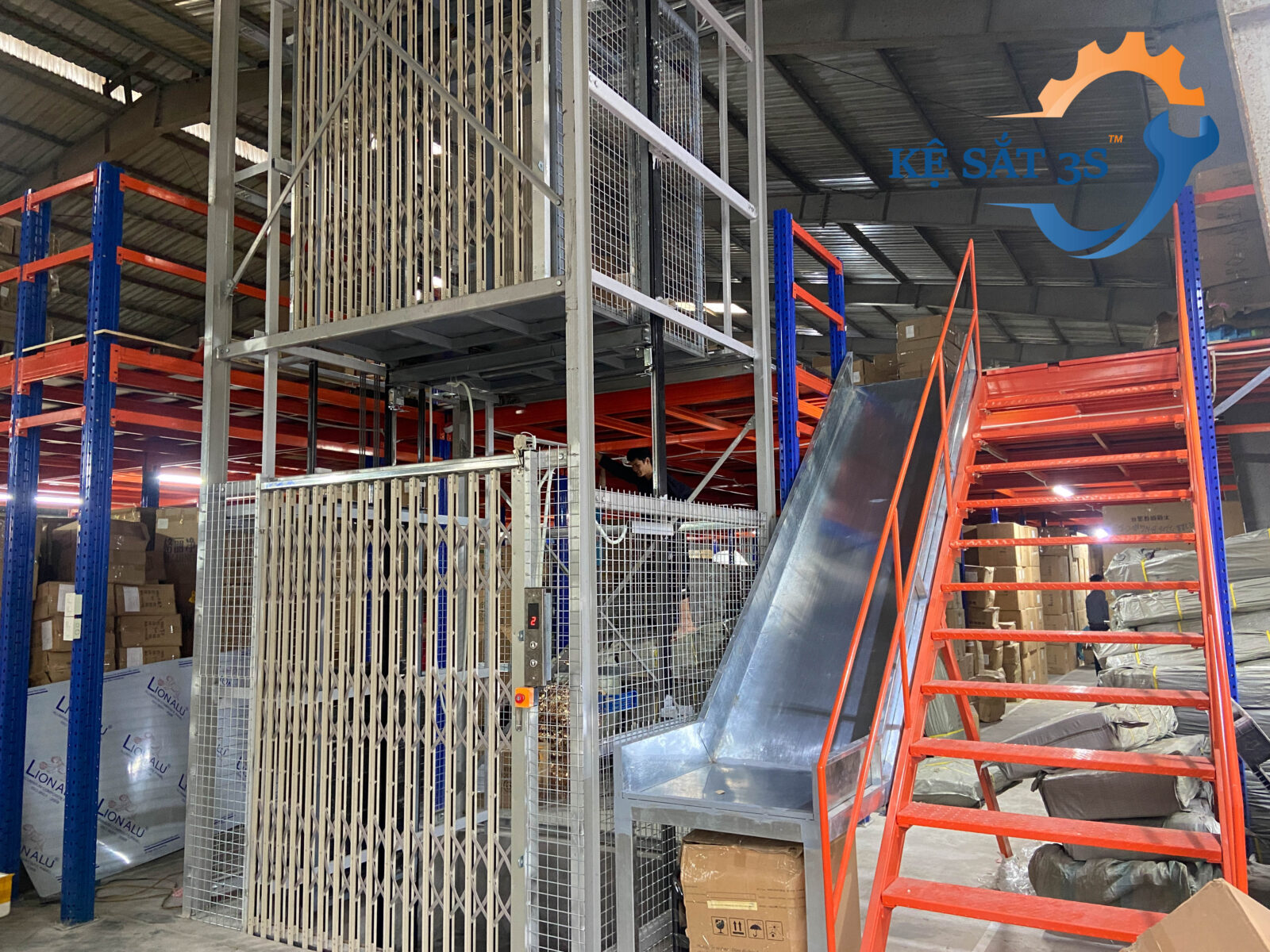 Đặc điểm và cấu tạo của kệ sàn Mezzanine